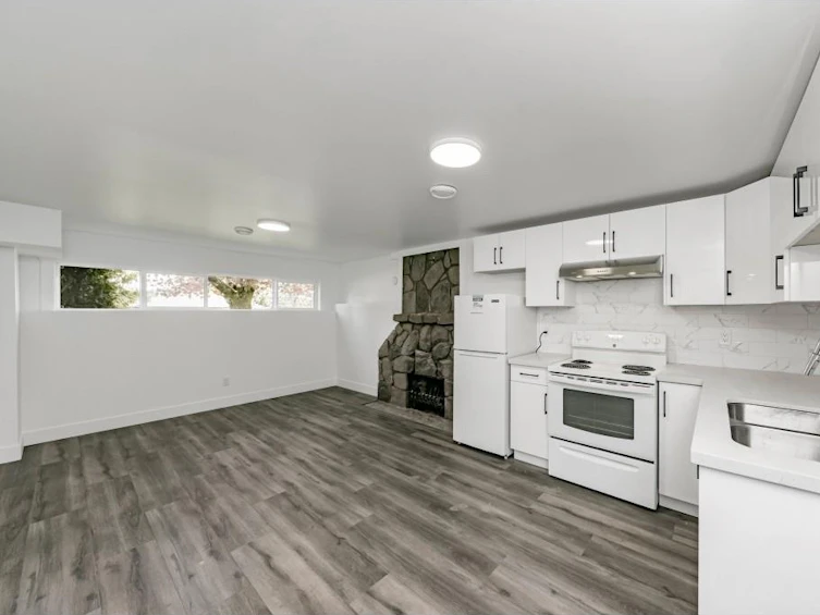 14927 Kew Drive, Surrey, BC, V3R 4Y1 - 28