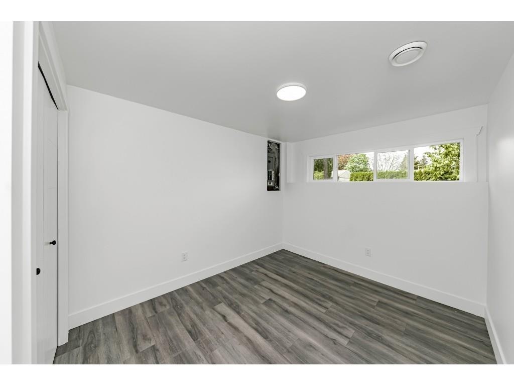14927 Kew Drive, Surrey, BC, V3R 4Y1 - 26