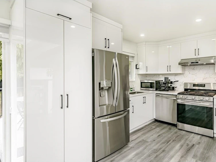 14927 Kew Drive, Surrey, BC, V3R 4Y1 - 10