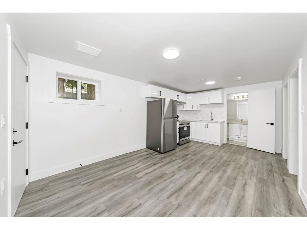 14927 Kew Drive, Surrey, BC, V3R 4Y1 - 21
