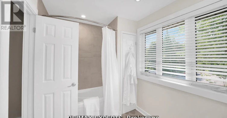 10 Kehoe Court, King, ON, L0G 1N0 - 35