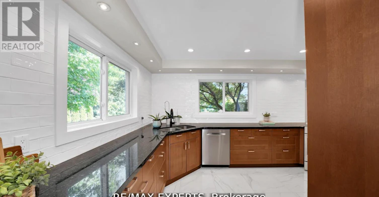 10 Kehoe Court, King, ON, L0G 1N0 - 12