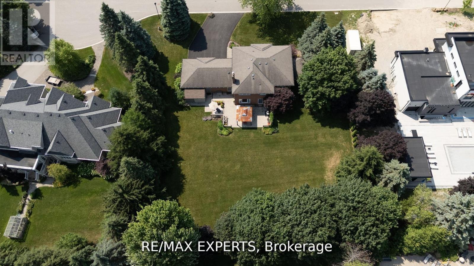 10 Kehoe Court, King, ON, L0G 1N0 - 2