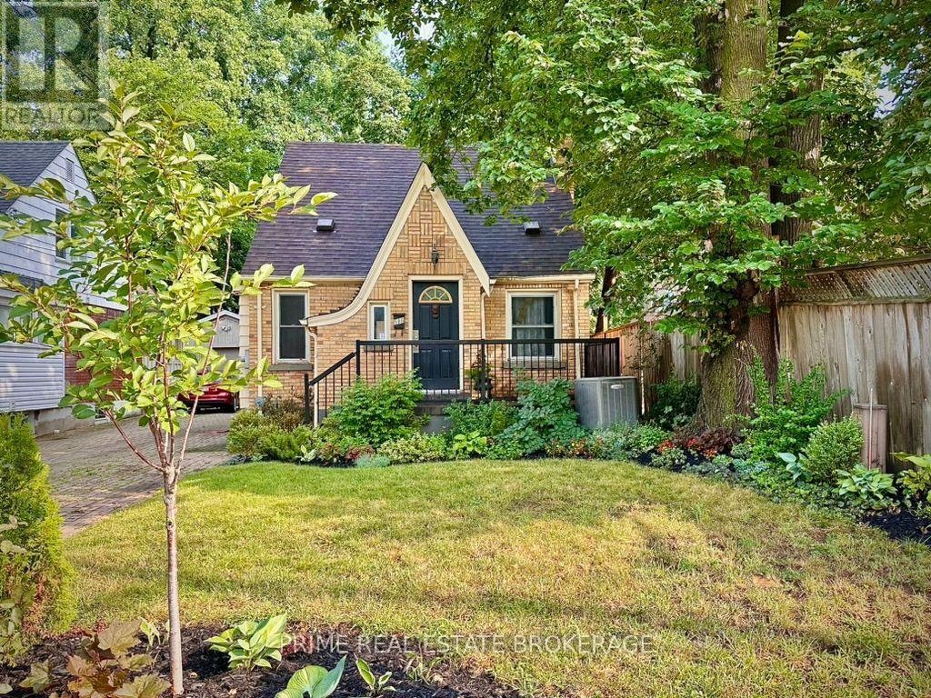 586 Cheapside Street, London, ON, N5Y 3X8
