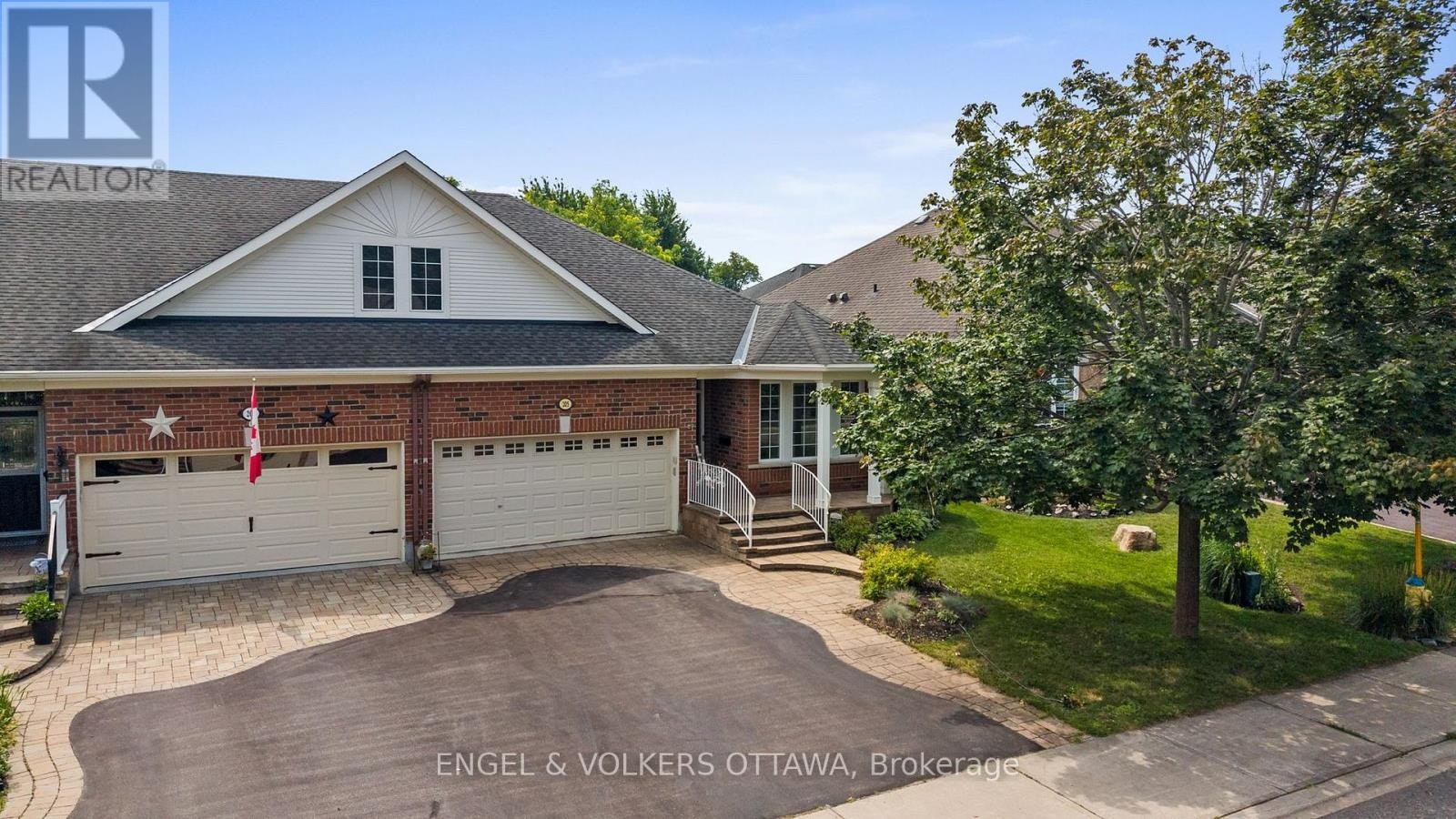 205 Cairnsmore Circle, Ottawa, ON, K2J 0G4