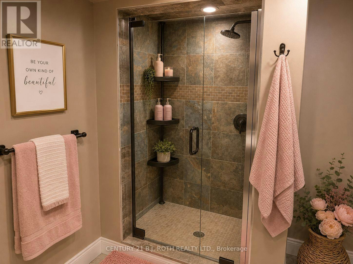 LOWER 105 Level Bedroom Chieftain Crescent, Barrie, ON, L4N 6J2 - 6
