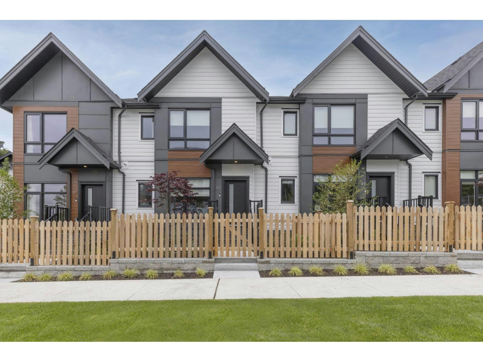16-1959 165a Street, Surrey, BC, V3Z 1K3
