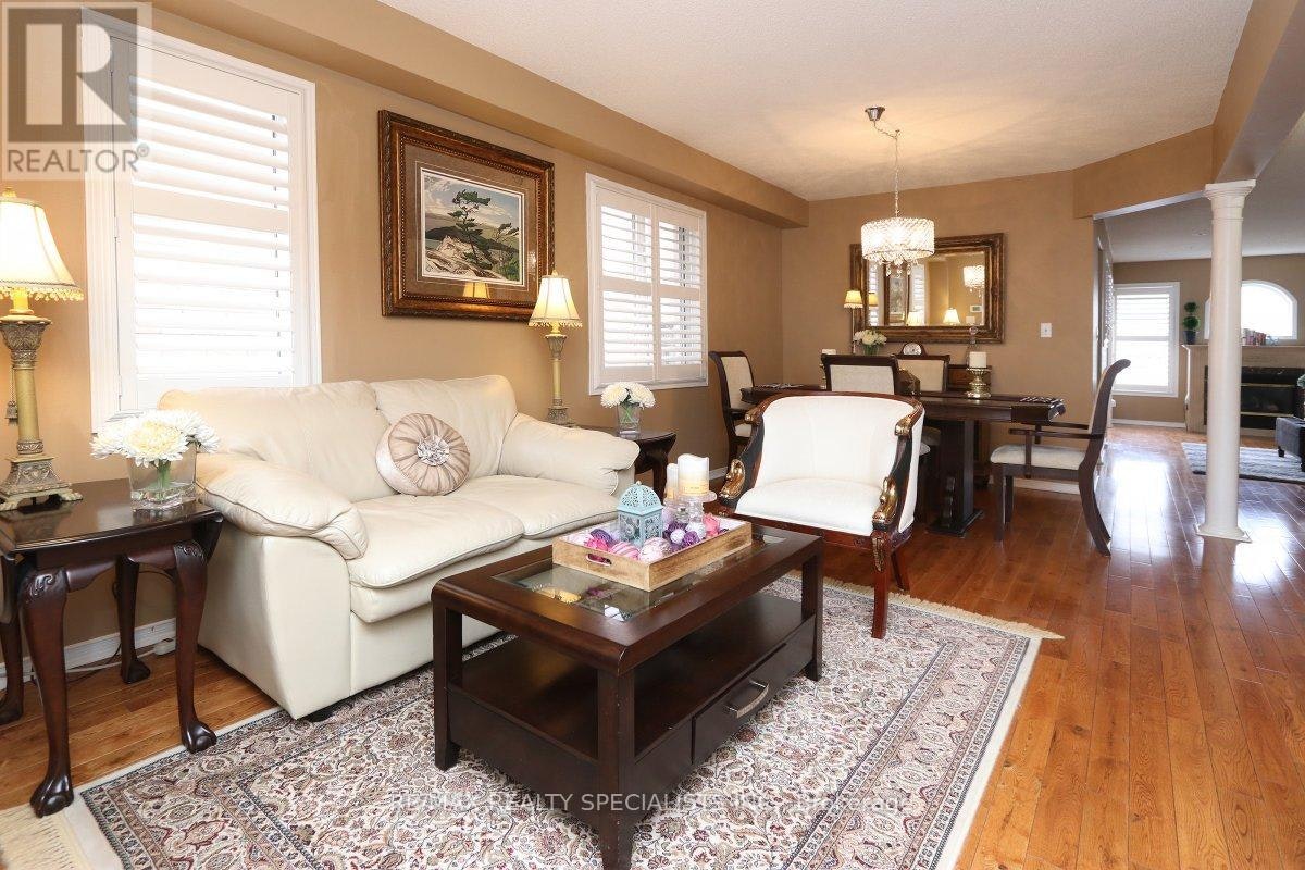 5817 Questman Hollow, Mississauga, ON, L5M 6N8 - 6