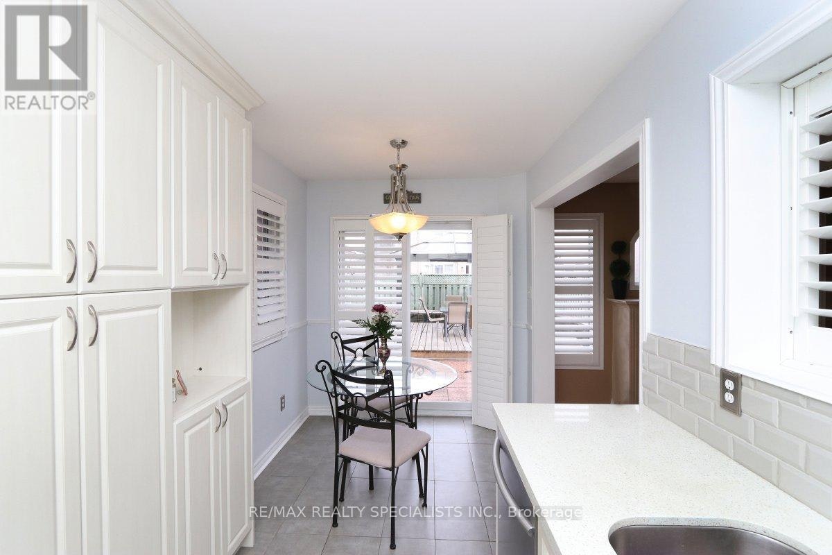 5817 Questman Hollow, Mississauga, ON, L5M 6N8 - 15