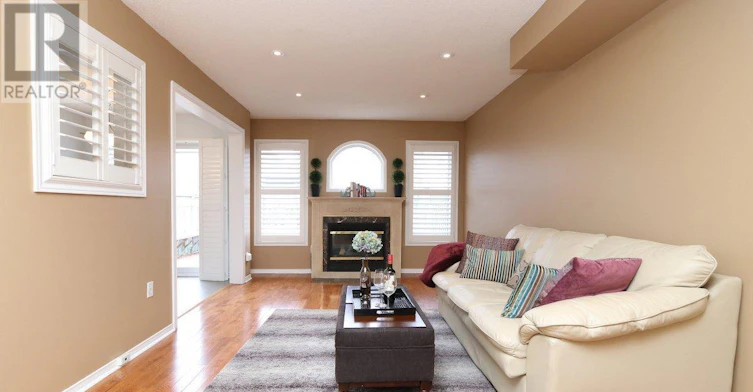 5817 Questman Hollow, Mississauga, ON, L5M 6N8 - 9