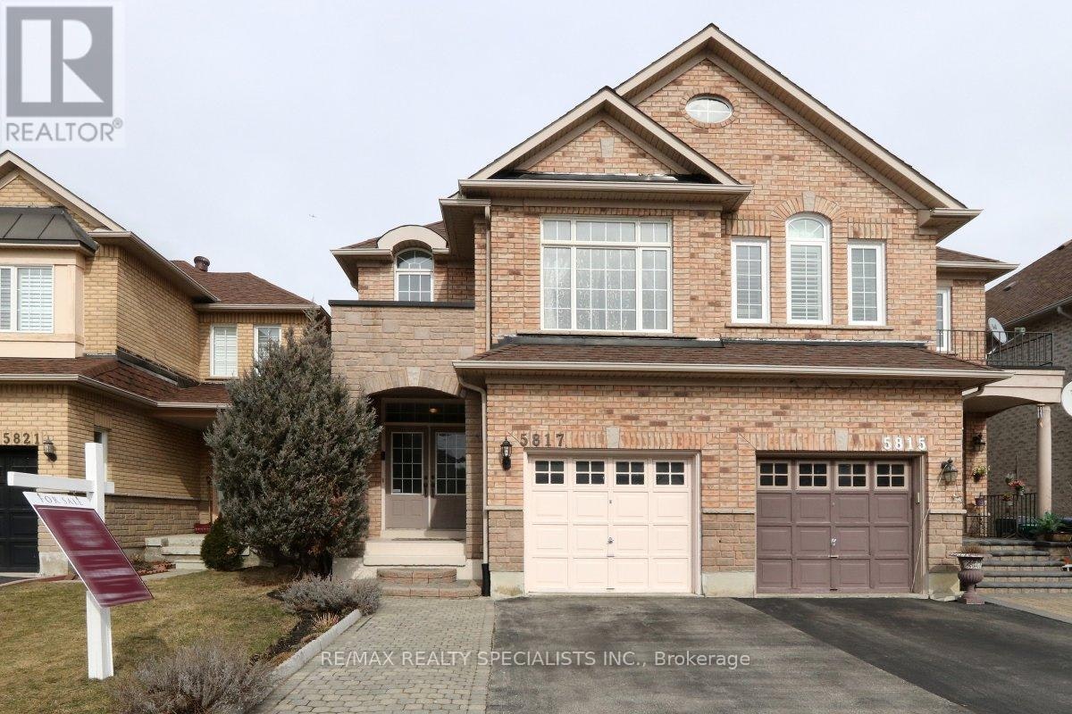 5817 Questman Hollow, Mississauga, ON, L5M 6N8 - 2
