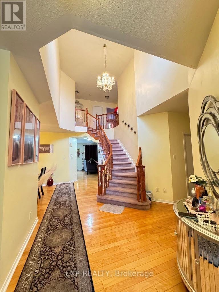 2086 Ricardo Street, Ottawa, ON, K4A 4K8 - 2
