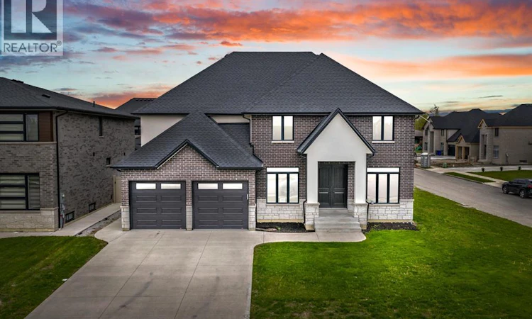 569 Holburn