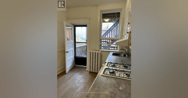 2ND FLOOR-1053 Bloor Street W, Toronto, ON, M6H 1M4 - 7