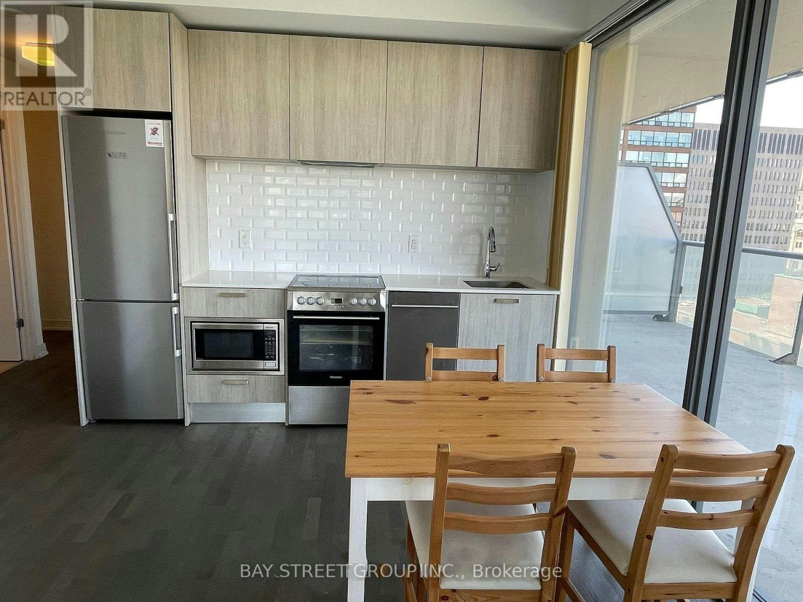 1019-57 St Joseph Street, Toronto, ON, M5S 0C5 - 4