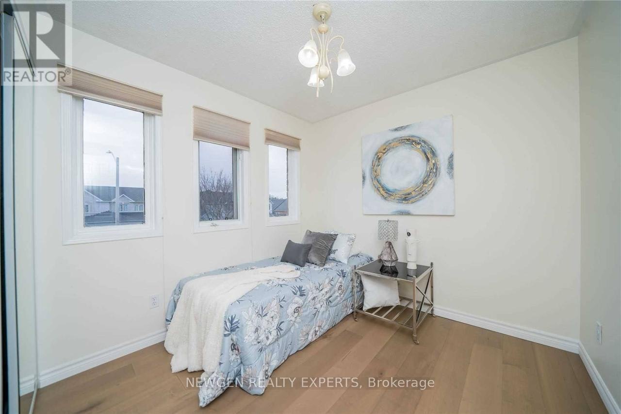 1856 Woodgate Court, Oshawa, ON, L1G 7Z2 - 5