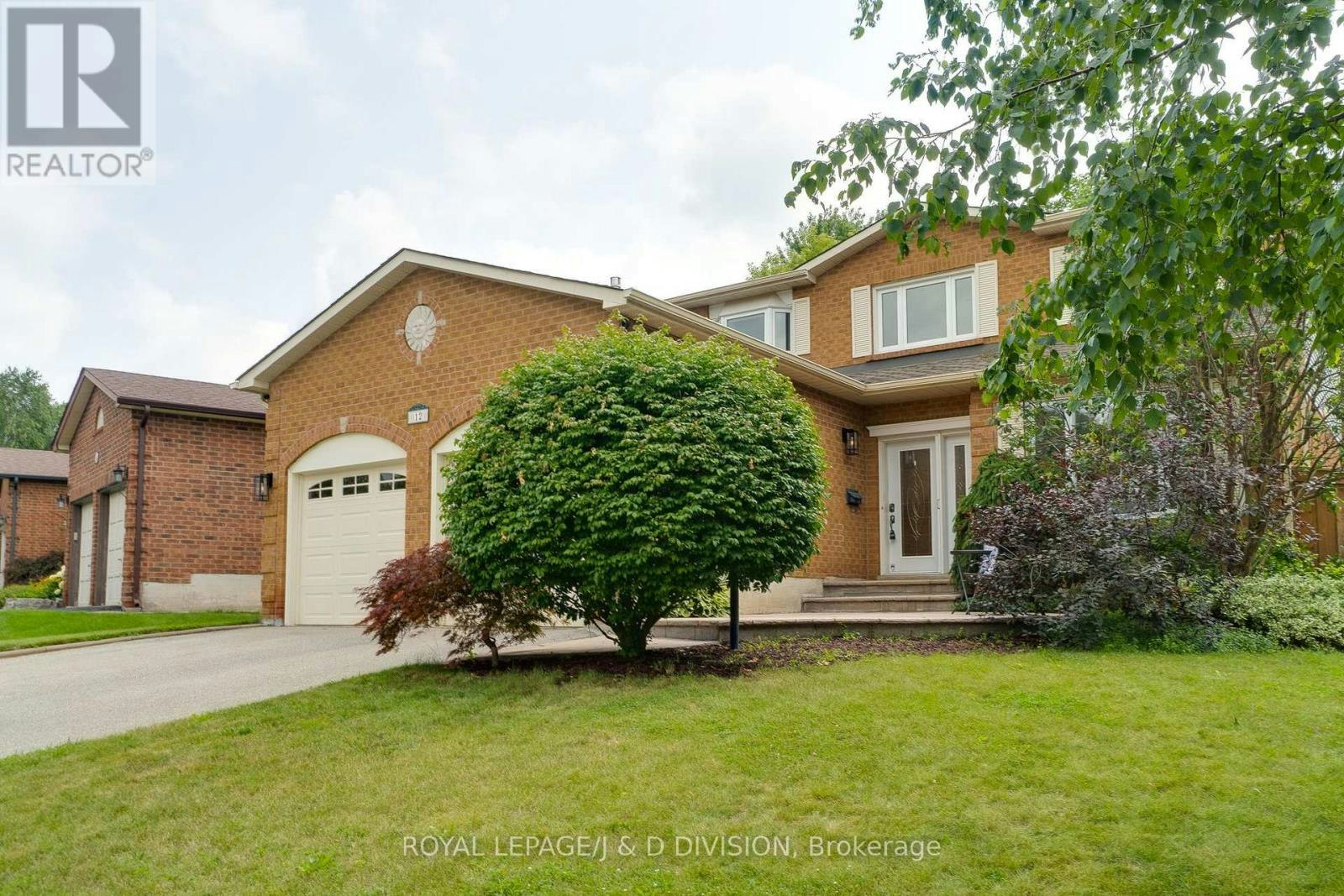 12 Jason Crescent, Halton Hills, ON, L7G 4Z4
