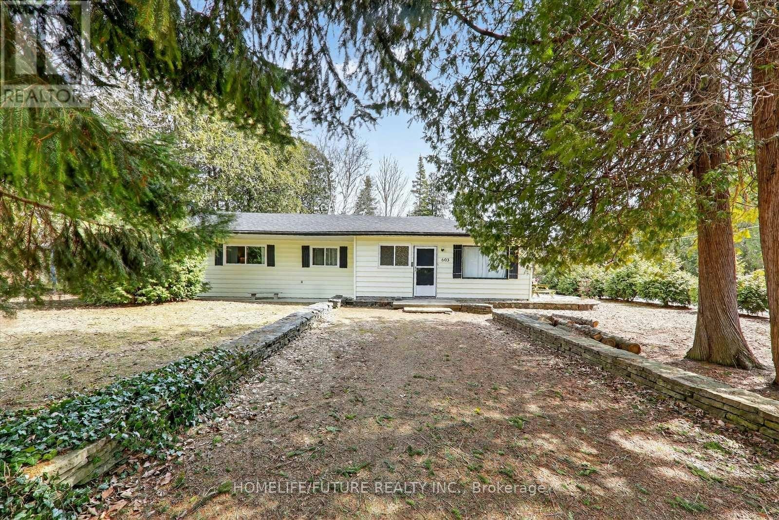 603 Third Avenue N, South Bruce Peninsula, ON, N0H 2G0