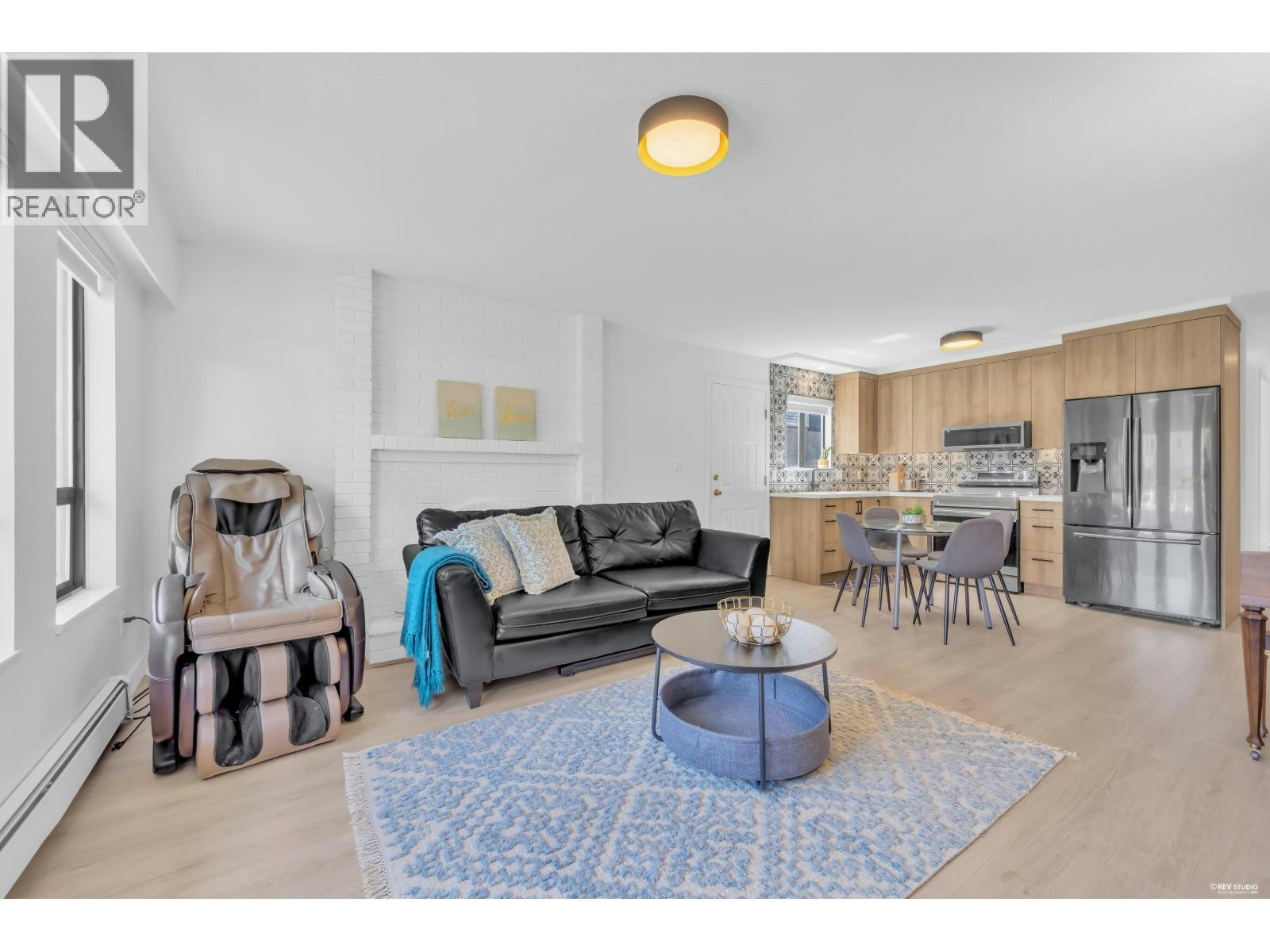 6939 Dumfries Street, Vancouver, BC, V5P 3C1
