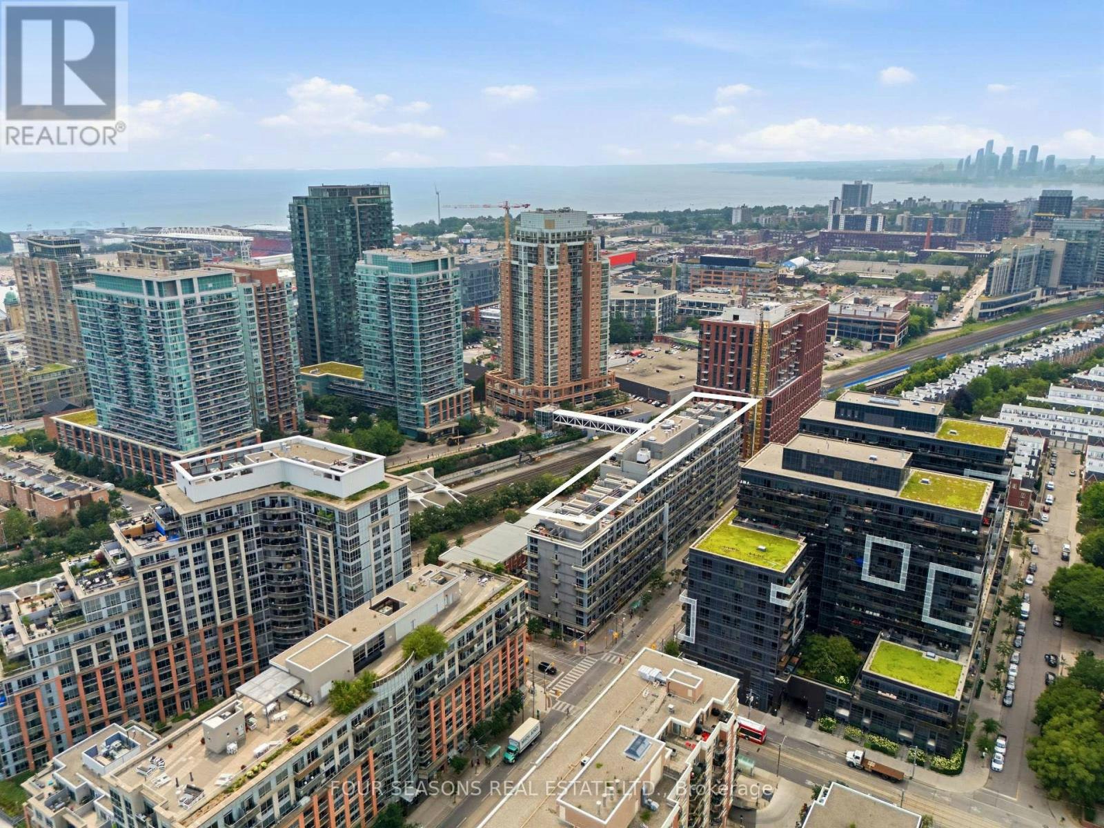 244-1029 King Street W, Toronto, ON, M6K 3M9 - 4