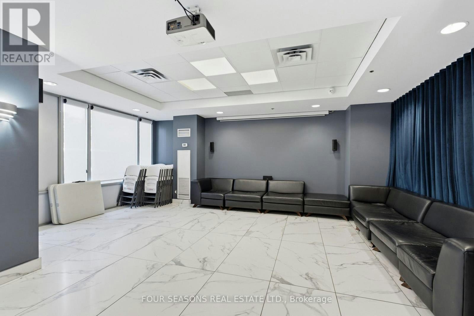 244-1029 King Street W, Toronto, ON, M6K 3M9 - 34