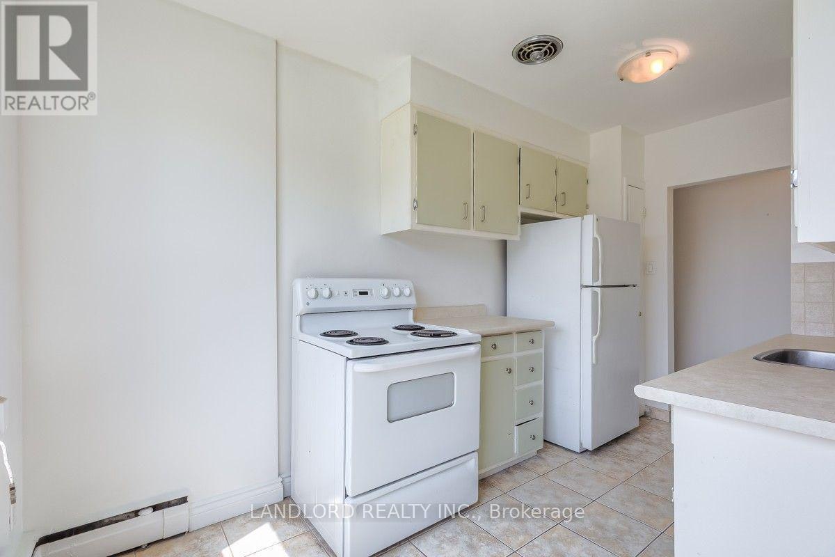 204-111 Craydon Road, Whitby, ON, L1N 2B5 - 5