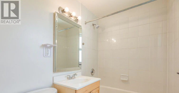 204-111 Craydon Road, Whitby, ON, L1N 2B5 - 12