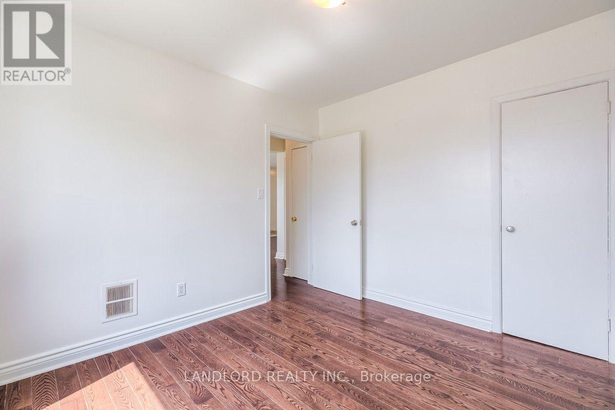 204-111 Craydon Road, Whitby, ON, L1N 2B5 - 9