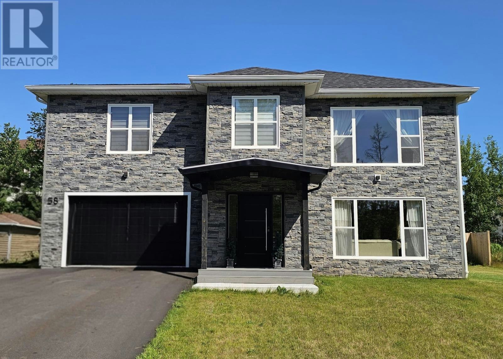 58 England Circle, Charlottetown, PE, C1E 1W7