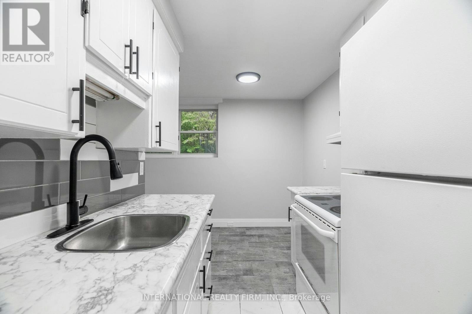 2-24 Brookside Street N, London, ON, N5Z 3J3 - 3
