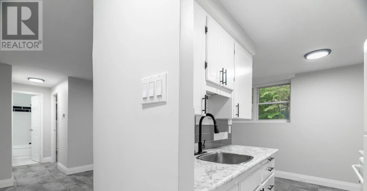 2-24 Brookside Street N, London, ON, N5Z 3J3 - 2