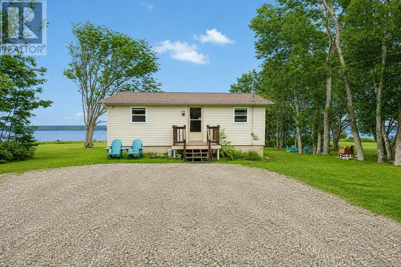 7498 East Bay Highway, Big Pond, NS, B1J 1Y2
