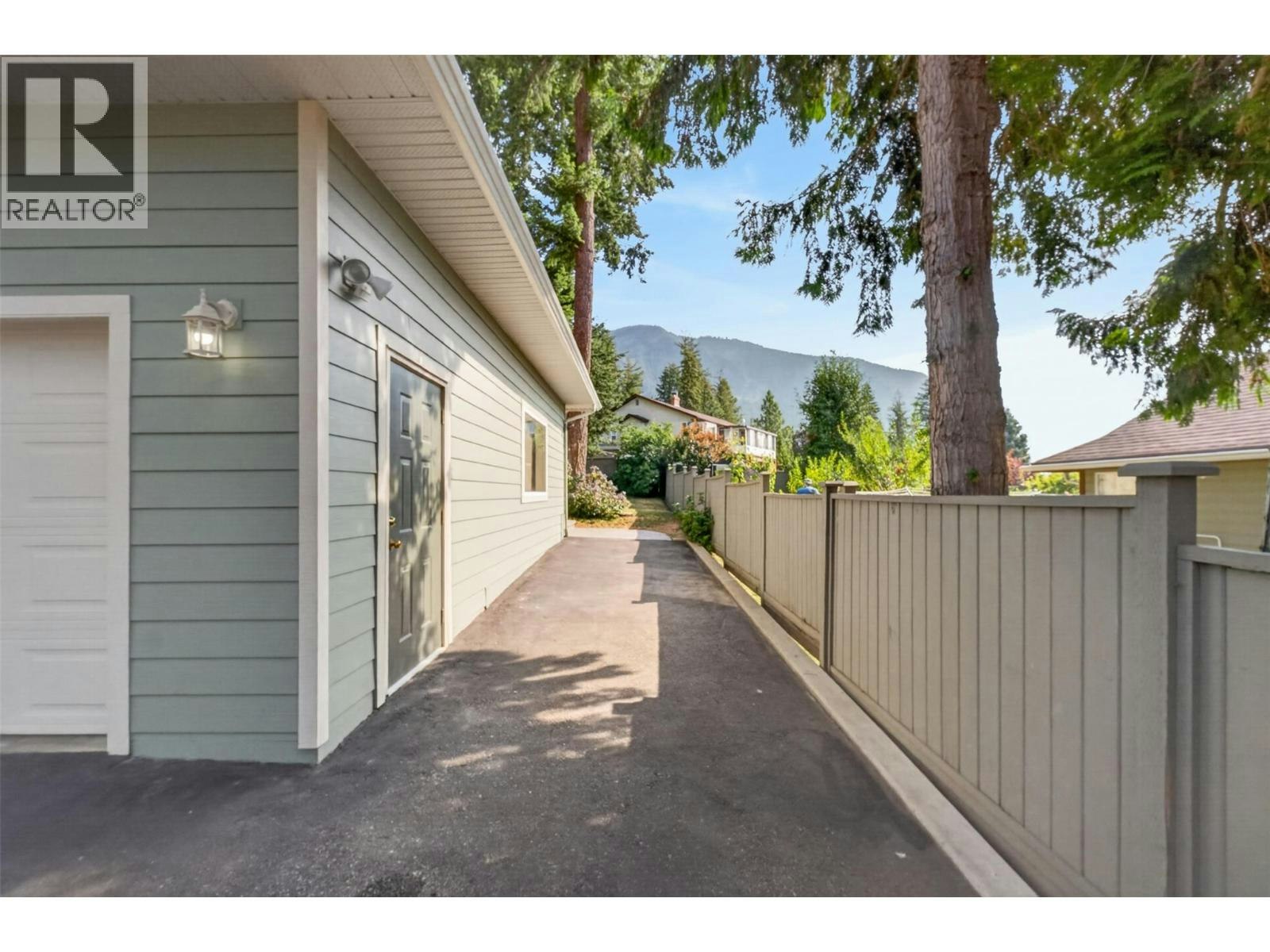 3671 Jackson Road, Tappen, BC, V0E 2X1 - 34