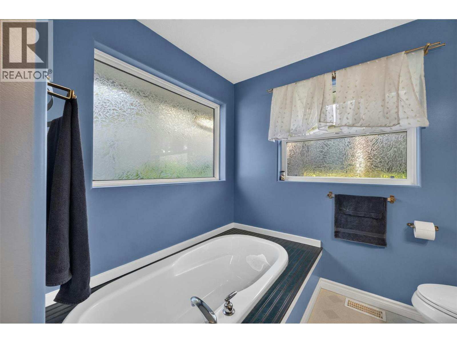 3671 Jackson Road, Tappen, BC, V0E 2X1 - 26