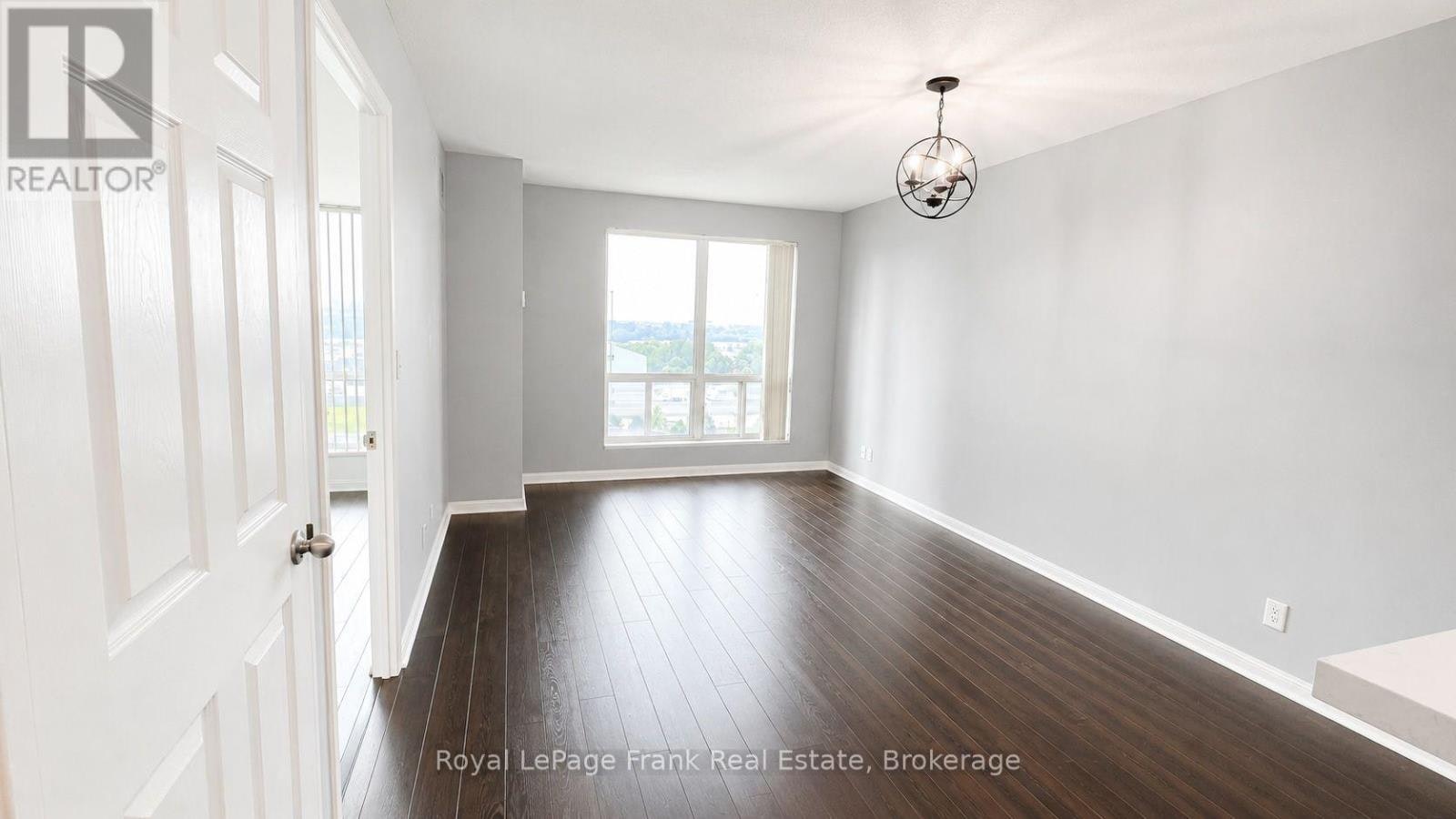 1002-1 Lee Centre Drive, Toronto, ON, M1H 3J2 - 15