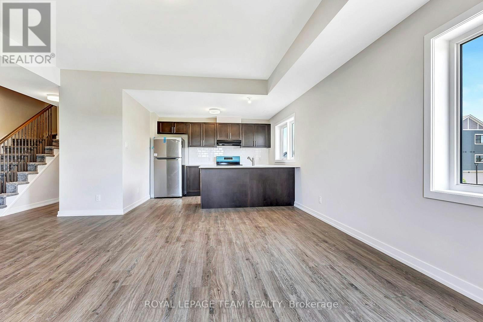 946 Chapman Mills Drive, Ottawa, ON, K2J 7P4 - 8
