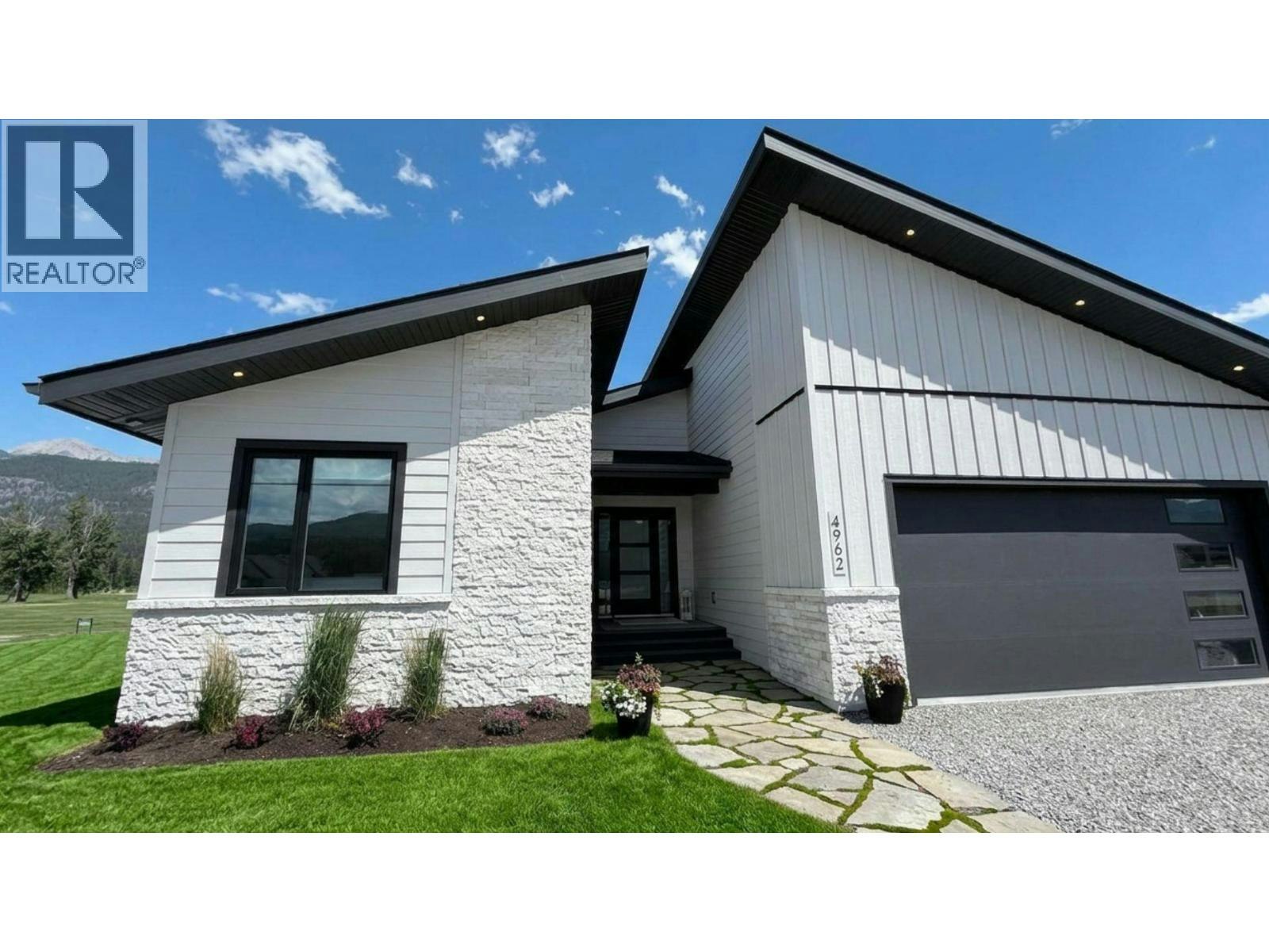 4962 Riverside Drive, Fairmont Hot Springs, BC, V0B 1L1