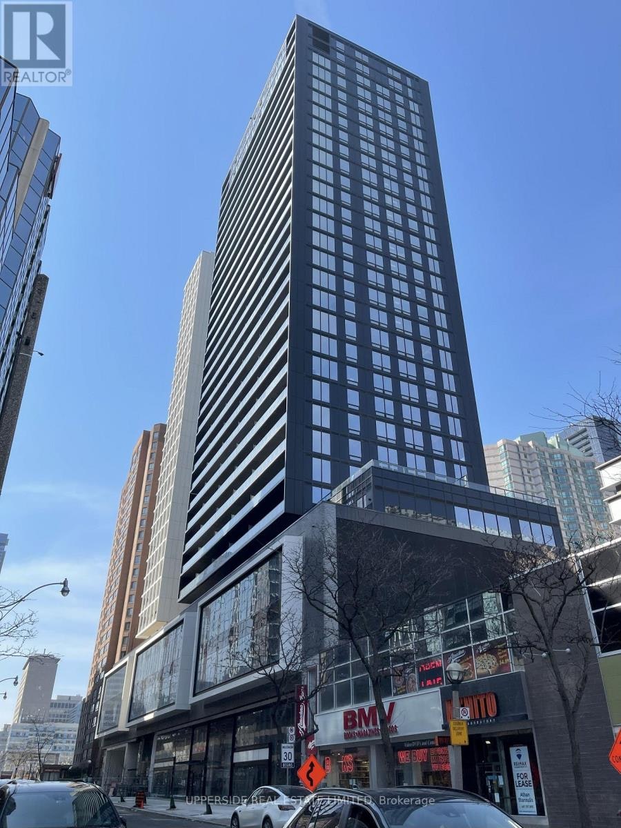 1813-20 Edward Street, Toronto, ON, M5G 1C9