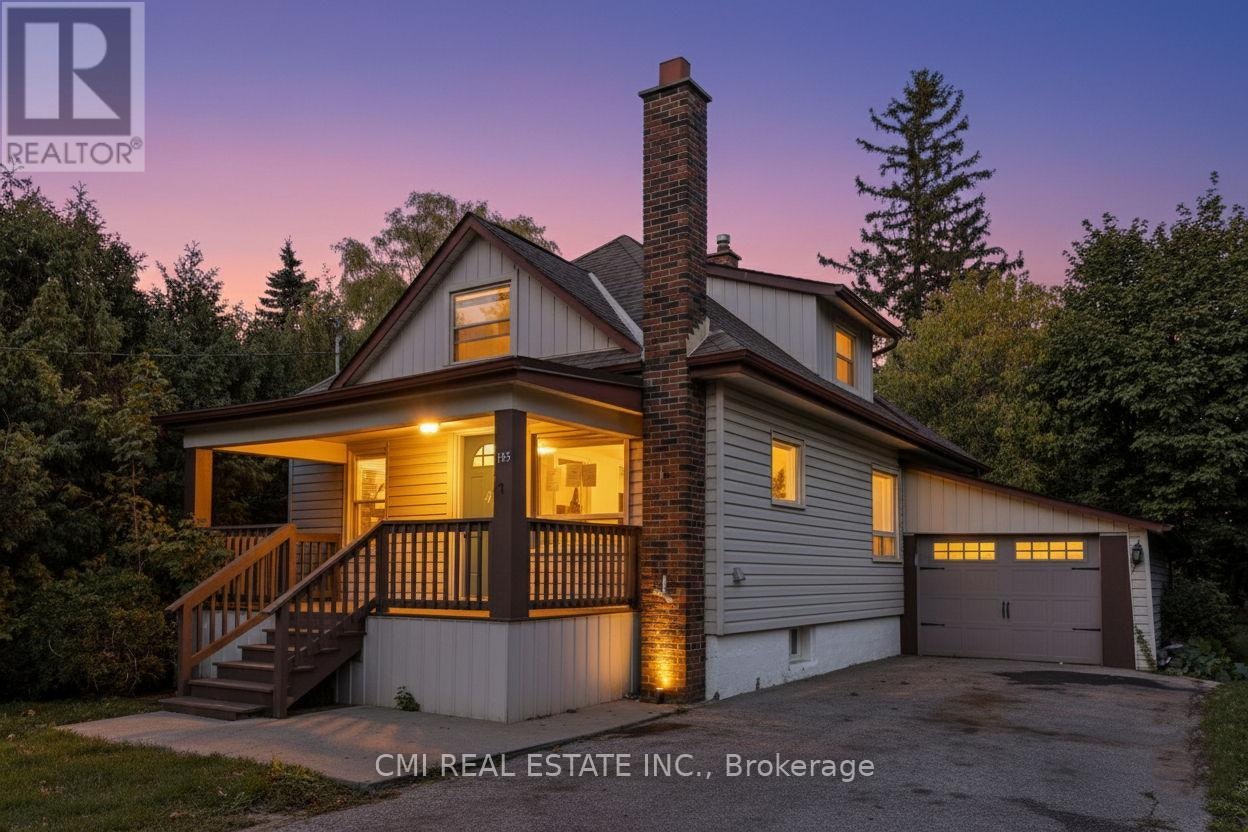 153 Clarence Street, Vaughan, ON, L4L 1L4