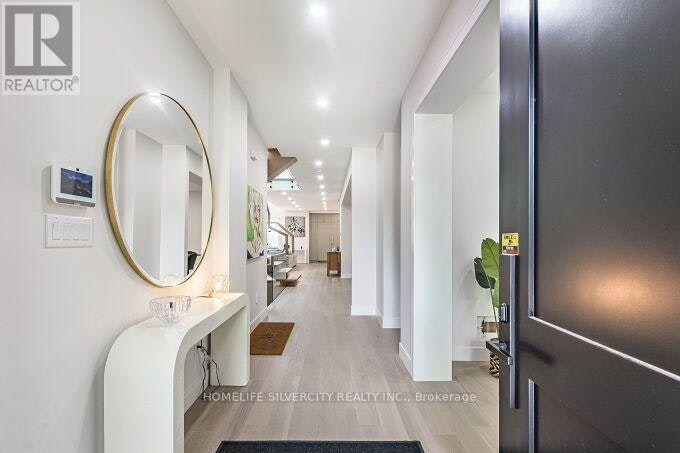 1078 Cherriebell Rd Road, Mississauga, ON, L5E 2R3 - 5