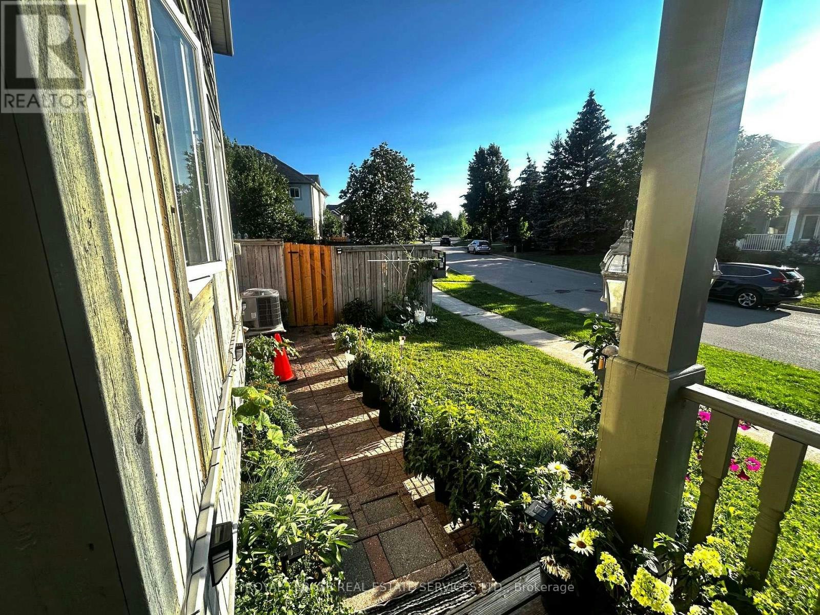 5252 Bushelgrove Circle, Mississauga, ON, L5M 6C5 - 34