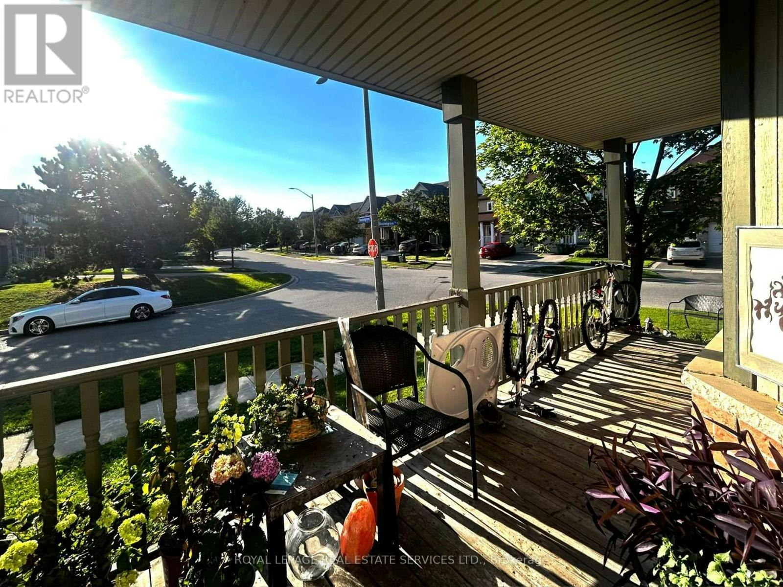 5252 Bushelgrove Circle, Mississauga, ON, L5M 6C5 - 4