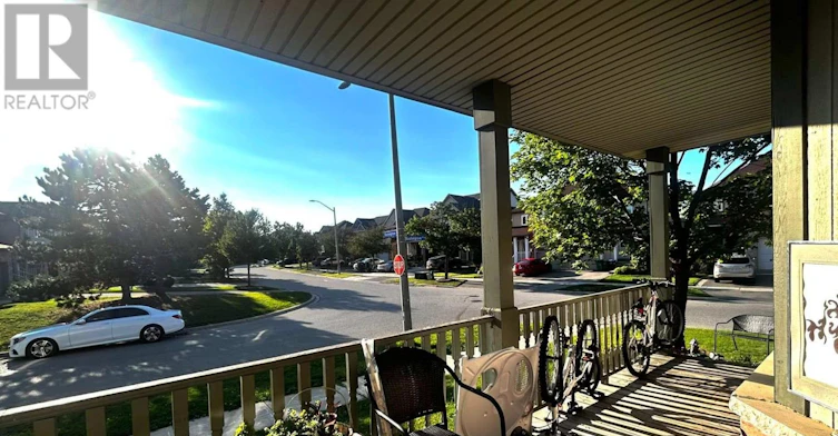 5252 Bushelgrove Circle, Mississauga, ON, L5M 6C5 - 4