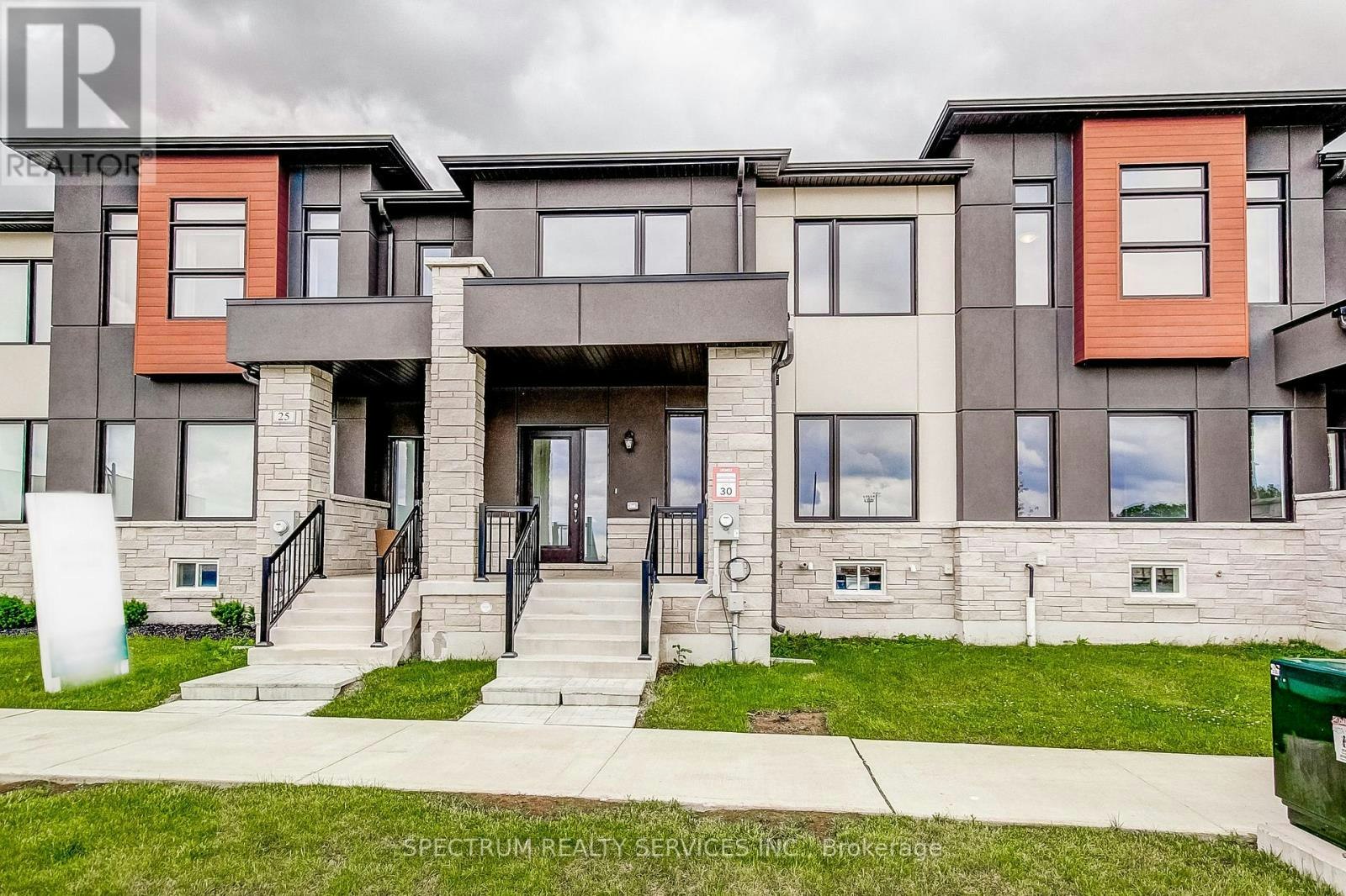27 Strickland Avenue, Brantford, ON, N3T 0X7