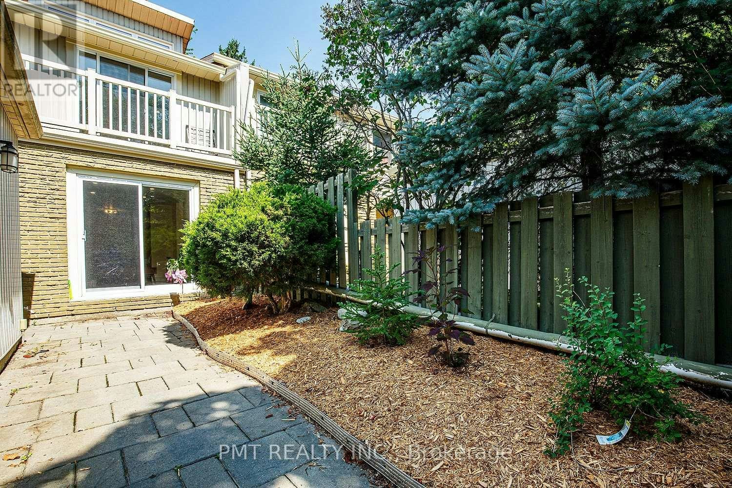 63 Wilsonview Avenue, Guelph, ON, N1G 2W5 - 2