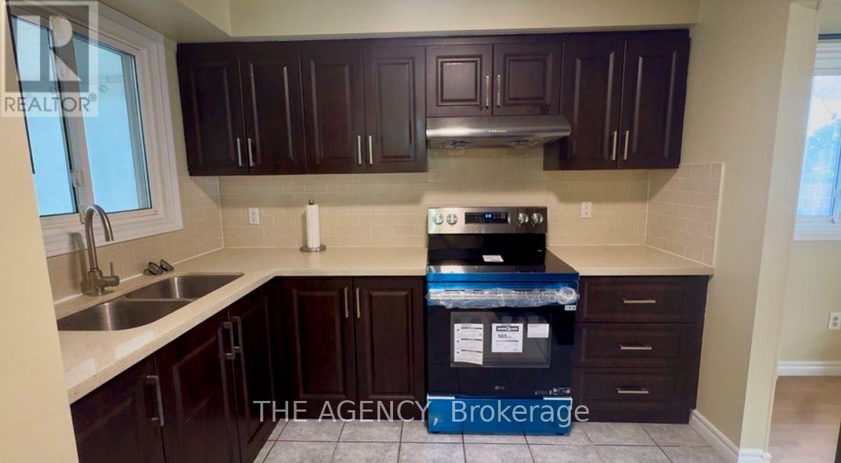 14 Clydesdale Road, Markham, ON, L3R 3S9 - 2