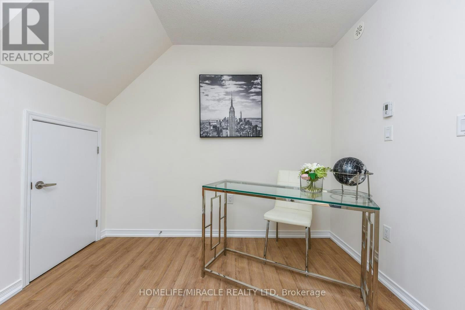 122-32 Fieldway Road, Toronto, ON, M8Z 0E3 - 25