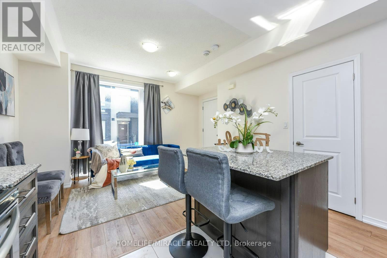 122-32 Fieldway Road, Toronto, ON, M8Z 0E3 - 18