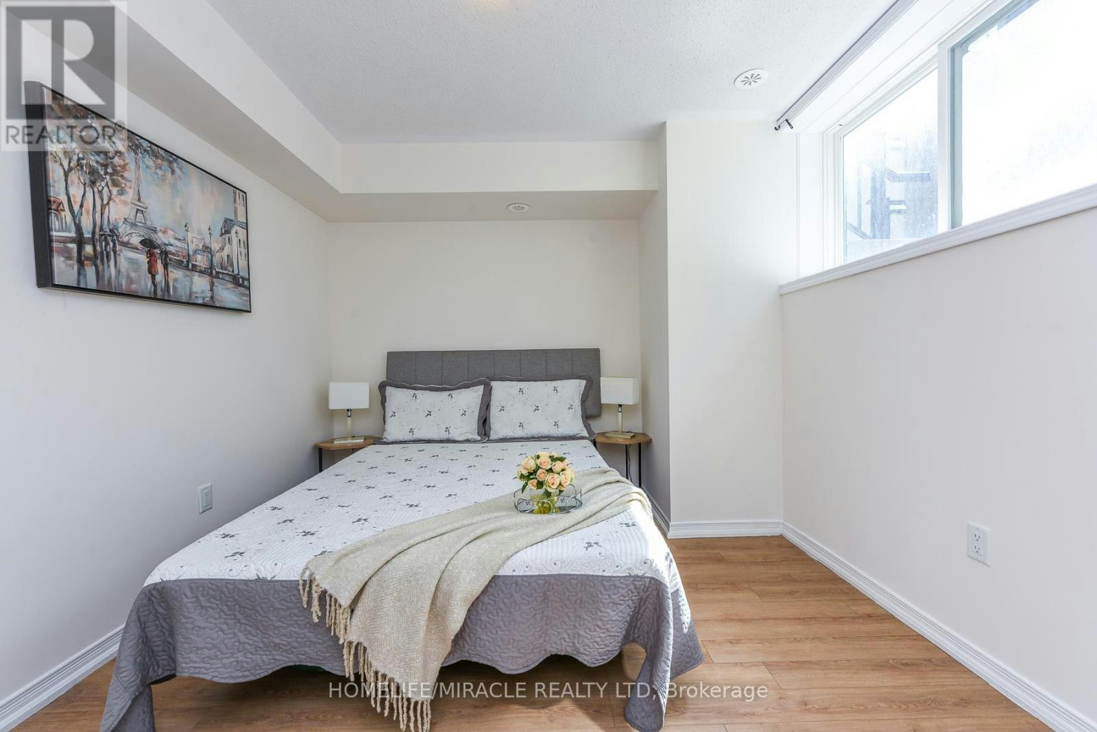 122-32 Fieldway Road, Toronto, ON, M8Z 0E3 - 30