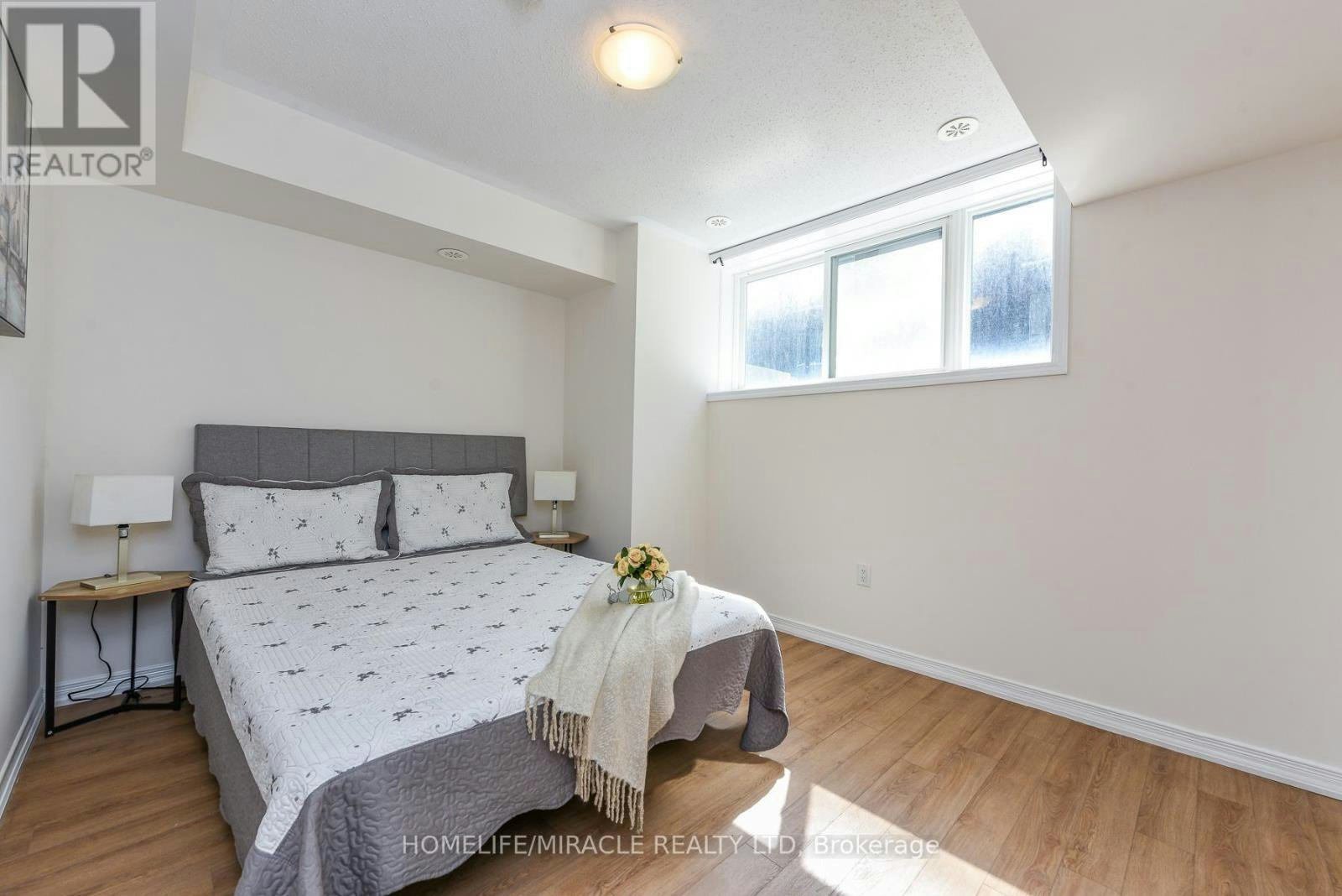 122-32 Fieldway Road, Toronto, ON, M8Z 0E3 - 28